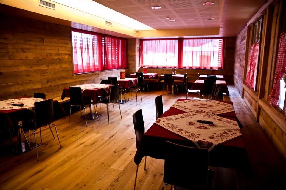 Hotel Kube フォルガリーア エクステリア 写真